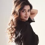 C H E R R Y🍒(riaasain)'s profile avatar