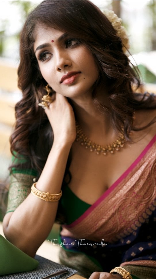 #sareemovie #rgv #filmpromotion #telugu #movies #réel #actors #indiansaree @iamaaradhyadeviEdits @visualstories_by_jijesh by @iamaaradhyadevi