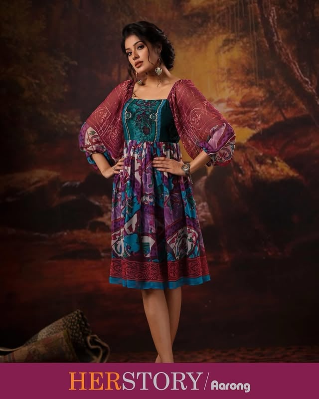 @herstorybyaarong @brac.aarong @kaushikiqbal_photography @ishayeasmin @parvezthemakeupartist @probinadi by @sabrinazamanribaauthentic