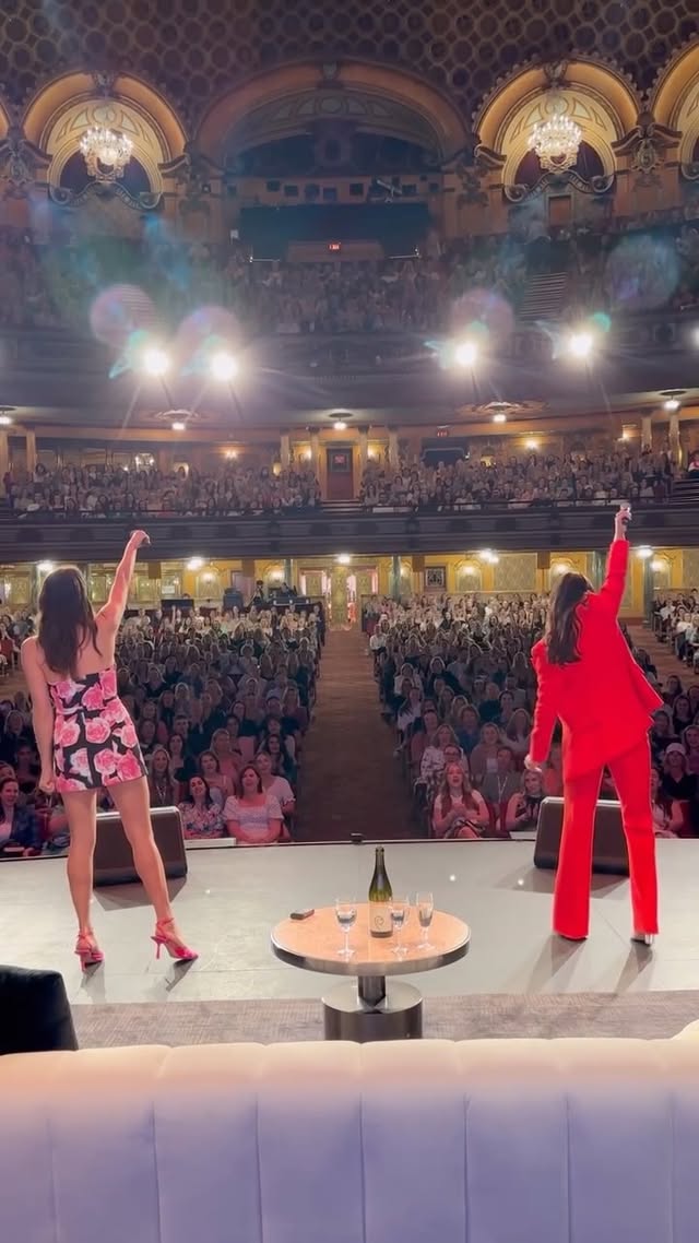 A full house at the glorious 100 year old State Theatre, SYDNEY we are never coming down from this cloud…. MELBOURNE - you’re next! by @ladyandacat