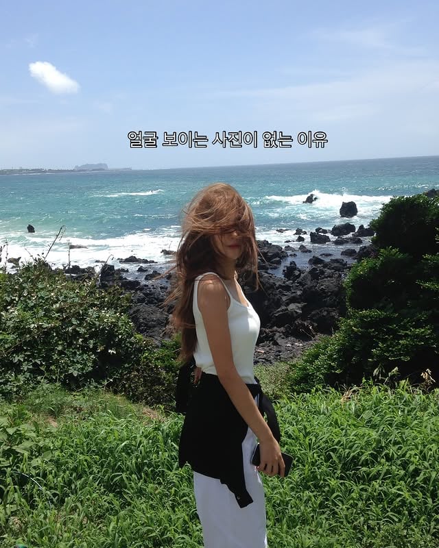 아 행복 했다 제주도🍊이제 염색도 하고 다이어트도 해야지🥲(난 내가 밝은 머리가 이렇게 안어울리는지 몰랐움)그리고 아직 사진 많이 남았어..다들 조심해…😁#제주도 #김녕해수욕장 #판포포구 #노을해안로 by @jjh_0306