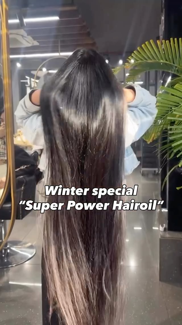 Winter Special ! Super Power Massive Hairgrowth Oil !Ingredients : Methidana 3-4 tbspBlack rice / white rice 3 tbsp ,( I used black rice as it was avl with me and is more potent as compared to white rice , but u can use normal rice also )Half cup RO water 1 onion(grated)2inch ginger (grated)1 cup mustard oil (organic)Soak the methidana and rice in water for 4-5 hours , then make a thick smooth paste ! In an iron pan , add oil , add the grated onion and ginger , cook for 5 mins on medium flame , now add the methidana and rice paste , cook for another 15-20Mins on med. flame till their oils release ! Let it cool ! Now strain the oil thru a muslin cloth into a jar ! Super power oil is Ready ! Store for a month at normal temperature! #thelonghairgirl13 #thelonghairgirl #sahibathelonghairgirl #explorepage✨ #ayurveda #haircare #organic #naturalremedies by @thelonghairgirl13