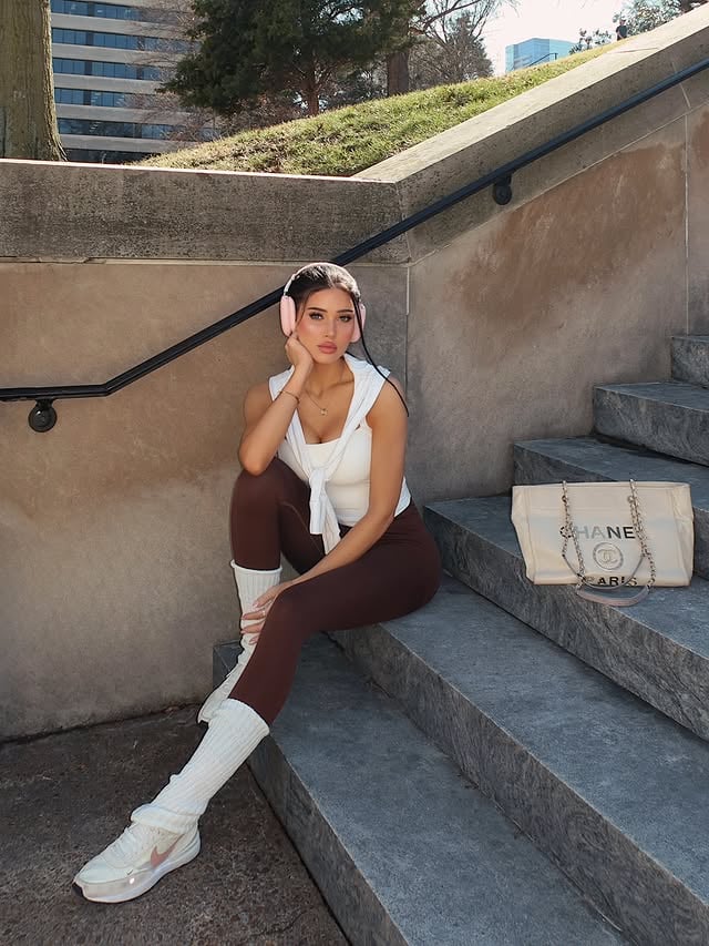A woman obsessed with her goals always wins 🤎Full fit: GLOWMODE x @shein_us 🔎 Workout Crop Top ID: 63003902🔎 Leggings ID: 300917514🔗 Search Code: “3RGY5 “💲 Shop up to 90% off all Spring styles on @sheinofficial website and use discount code: “ 26Omskeehn945 “ for even more savings. #SHEINsaveinstyle #SHEINspringsale #ad by @mskeehn
