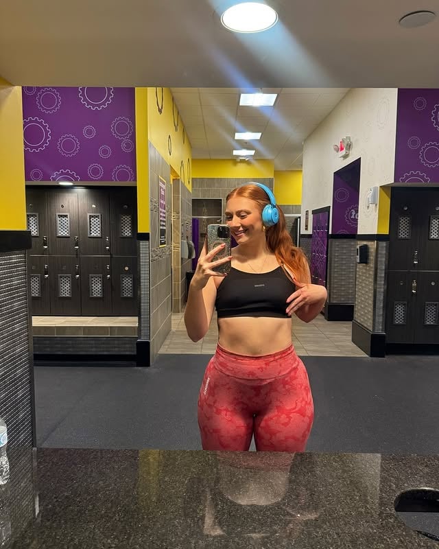 have to take 2 weeks off from lifting sadly due to surgery so cardio here i come 😭😭 by @paytontheginger