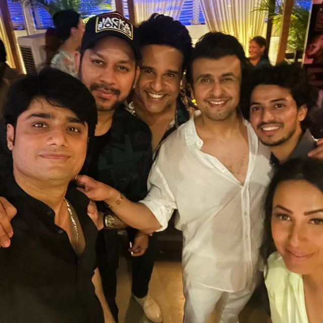 🤎@sonunigamofficial @officialsandipssingh @krushna30 @kashmera1 by @kashmera1
