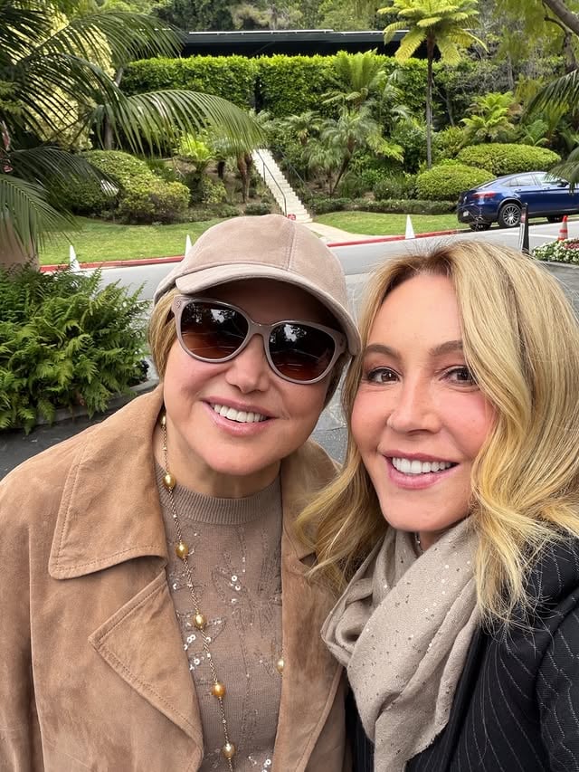Some relationships in life become so much more than business… and this is one of them ❤️My beautiful Miss Ghada Irani — for so many years you have been not only my client, but someone I deeply love, respect, and adore. From the very beginning, you believed in me, supported me, and shared my name and my work with your entire community. That kind of loyalty, generosity, and love is something I never forget.There are people that come into your life and truly help shape your journey — and you are one of those people for me. I am forever grateful for your trust, your friendship, and your beautiful heart.Thank you for always standing by me, celebrating me, and believing in my dream before so many others did. I love you dearly ❤️ #anastasiabeverlyhills by @anastasiasoare