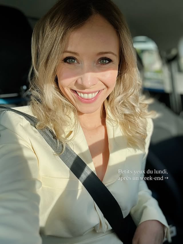 Se rappeler qu’il n’y a pas 36h dans une journée 😜 Un bon week-end aussi chez vous ? Bisous du lundi 💋❤️❤️❤️#monday #mondaymotivation #mondaymood #mondayselfie #mondaymorningmotivation