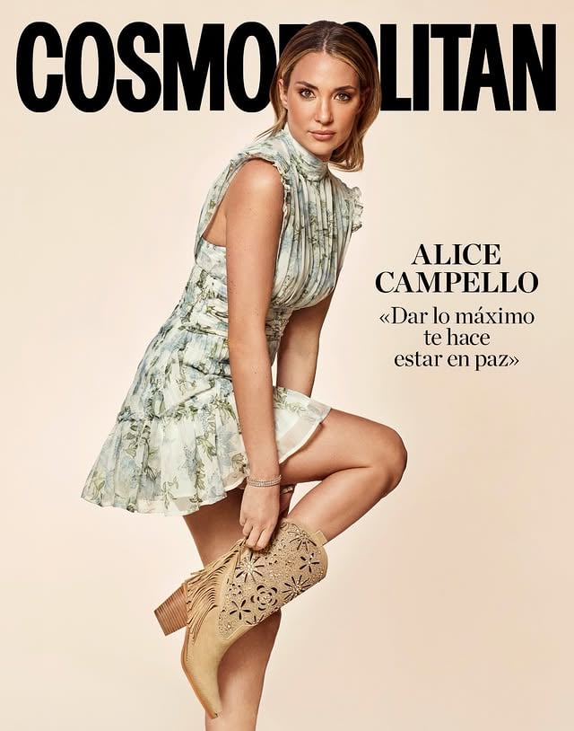💥 nueva portada de @cosmopolitan_es ❤️ un verdadero honor 🥹@almaenpenashoes 🙏🏻