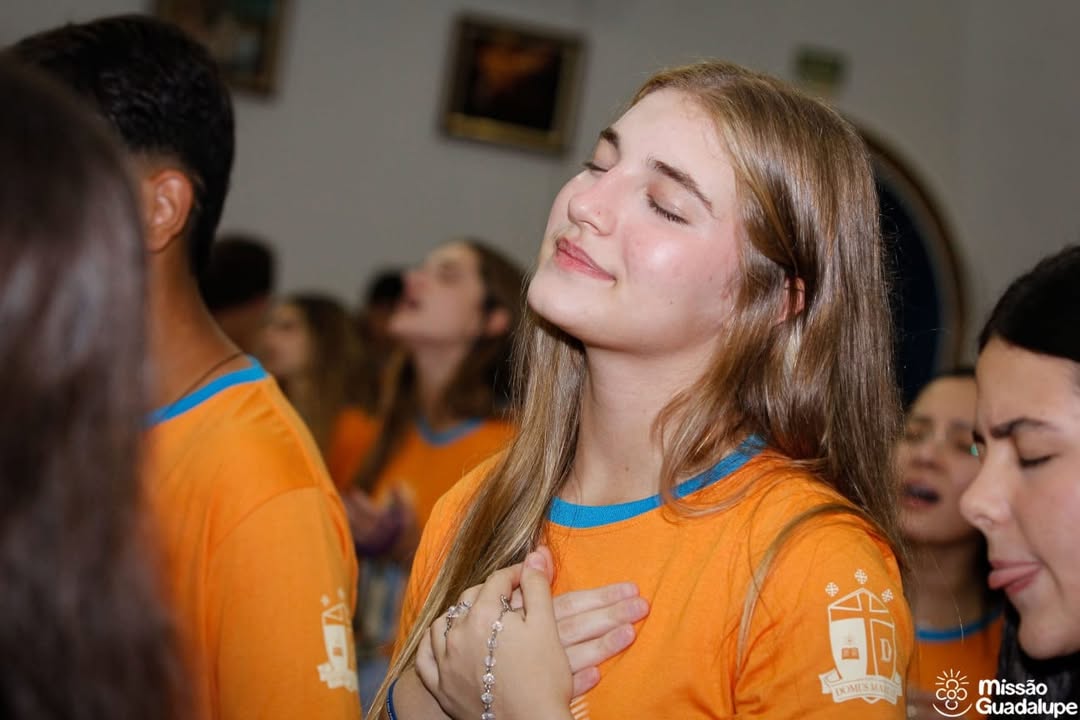 Começando mais uma semana abençoada e agradecendo . by @mariana_morial
