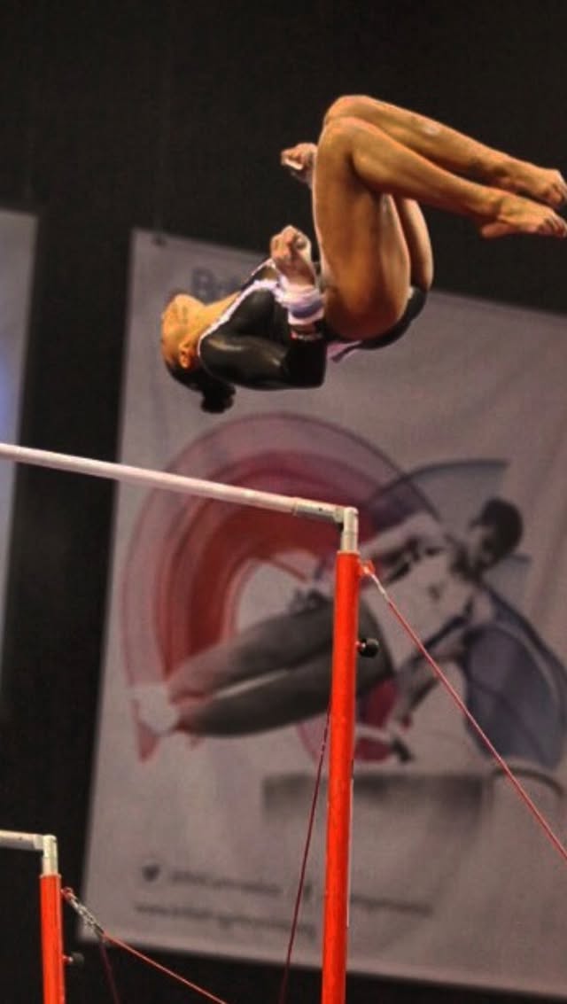 Planning for the cycle, looking at skill variations. Do you ever look back on a routine & think … Who constructed that 🤔 because that was WILD !! … Ye … THIS 😂#crazy #gymnastics #athlete by @bdownie92