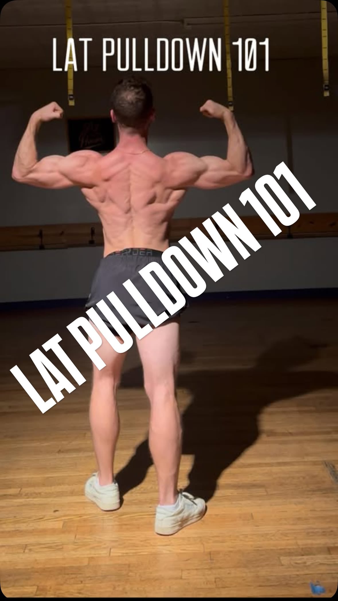 Here’s my 2 cents on doing a lat pulldown 
.
.
.
.
.
#fitness #bodybuilding #fitlife #workout #fitspo #gym #health #igfit #
