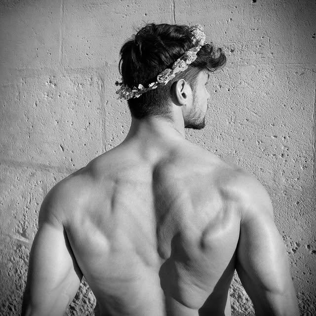 .[4112]. ..💢to buy prints, polaroids or books, visit the bigcartel online shop. link in bio 💢........ #muscles #hairy #beard by @pascalpprl
