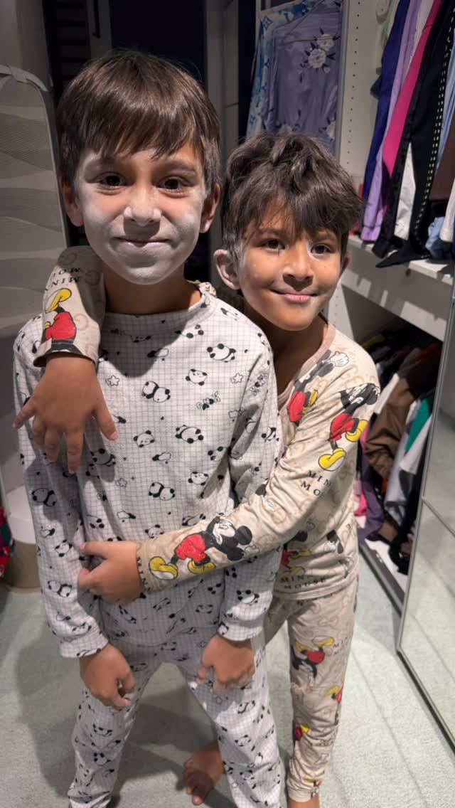 Thank you for listening to my prayers and coming into my life #chikupiku #rayaan and #krishaang. You gave birth to a mom. And the last picture is me with my youngest son @krushna30 You three are what makes me breathe #kashmerashah #krushna by @kashmera1