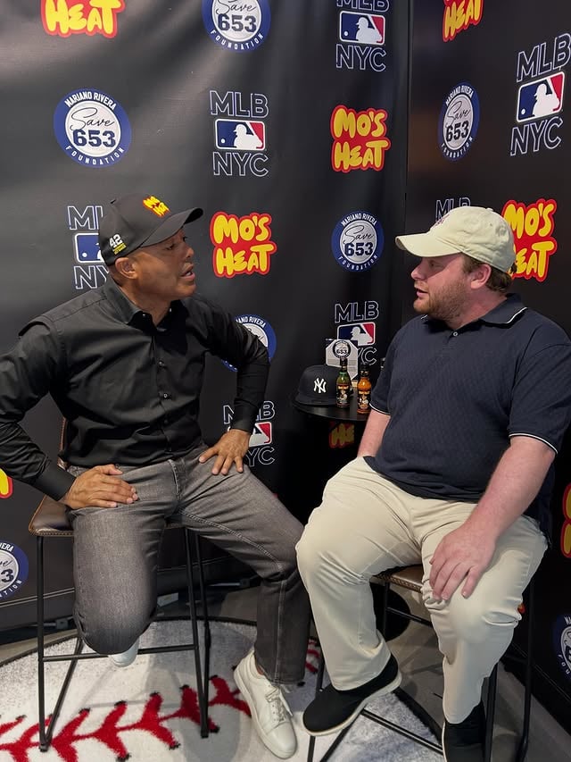 It was a pleasure to meet @marianorivera at @mlbstorenyc to talk about his new hot sauce company, @mosheatsauces and baseball. Stay tuned for some really cool content⚾️🔥-#baseball #mlb #marianorivera by @js9innings