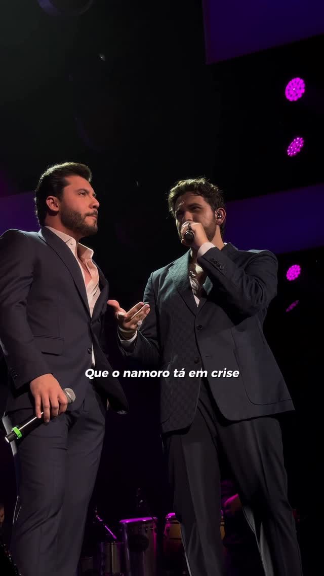 Pra quem passou anos tentando entender o “jantar à luz de adeus”… talvez faltasse ouvir o outro lado da história. Novo Sozinho ft. @murilohuff já está disponível em todos os apps de áudio. Me contem aqui o vcs acharam. 🍷 by @gustavomioto