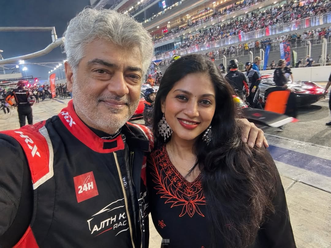 Nerla tha paaka mudiyala.. But AI ennoda dream ah fulfil panniduchu🥹🥰 Thanks to AI😌#ajith #thala #fyp #viral #thalaajith by @dhana_saminathan