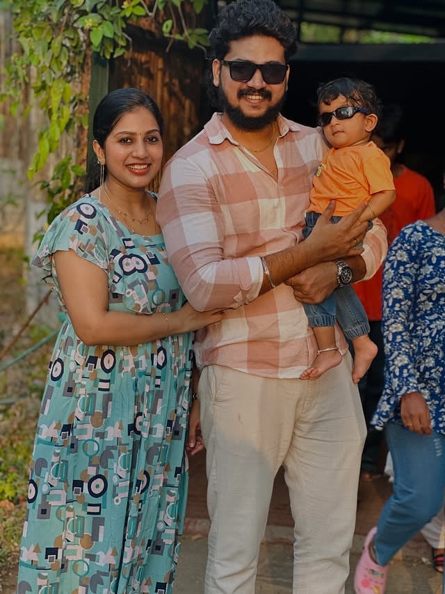 Nothing beats week offs spent making tiny memories with our little one 😍#weekoffday #babyboy #babydayout #fyp #workingmom by @dhana_saminathan