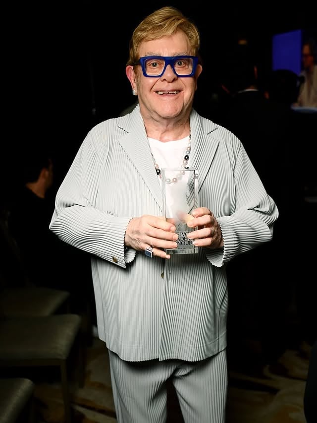 #EltonJohn was presented with an Ivors Academy Honour today, in recognition of his outstanding work championing songwriters, composers, and creativity across the music industry ✍️ The Ivors Academy also announced that he would become its first-ever President, a newly created role that will see Elton John represent The Ivors Academy’s global community of songwriters and composers, championing the value of music creation and advocating for the rights and recognition of music creators worldwide ✨ by @umpg_uk