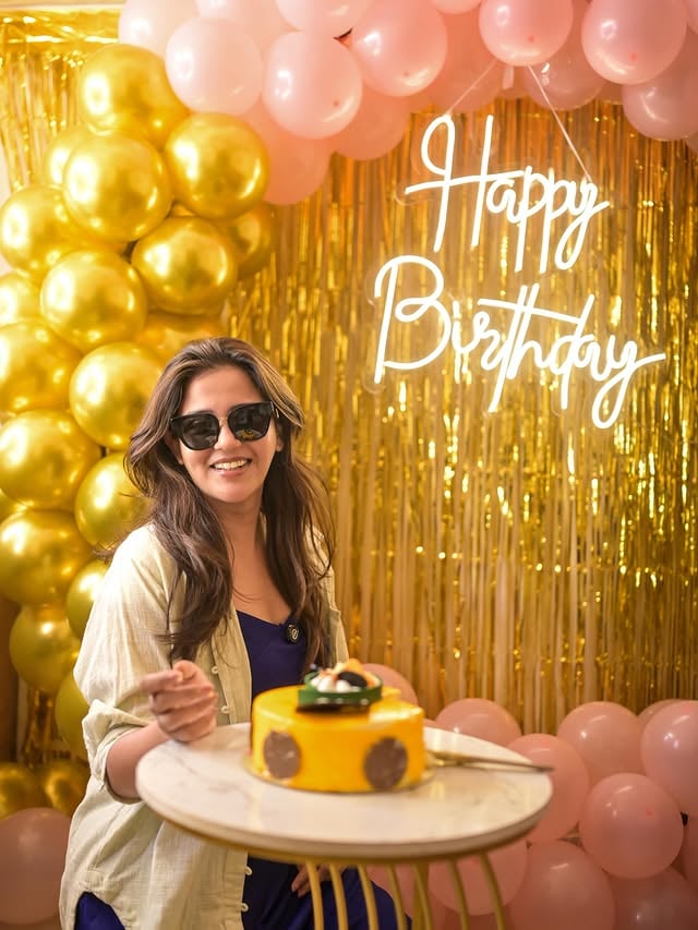 Blessed & grateful for literally everything in my life. Specially my team @_mickey___17 & @priti_hairstylist22 I love u both sooo much ❤️❤️❤️ by @gulki_joshi