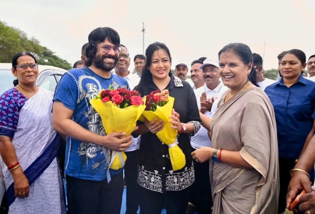 Sharing some special moments from Nimapada with Hon'ble Deputy Chief Minister Mrs Pravati Parida during Utkarsh Marathon. It was a great pleasure meeting Pravati apa and the youth of Nimapada 🙏🏼 Thank you for your love and energy 🙏🏻It will stay as a memorable day for us 🙏🏻 Lets keep taking Nimapada to new heights, making it Utkarsh Nimapada 🙏🏻 by @architasahuofficial