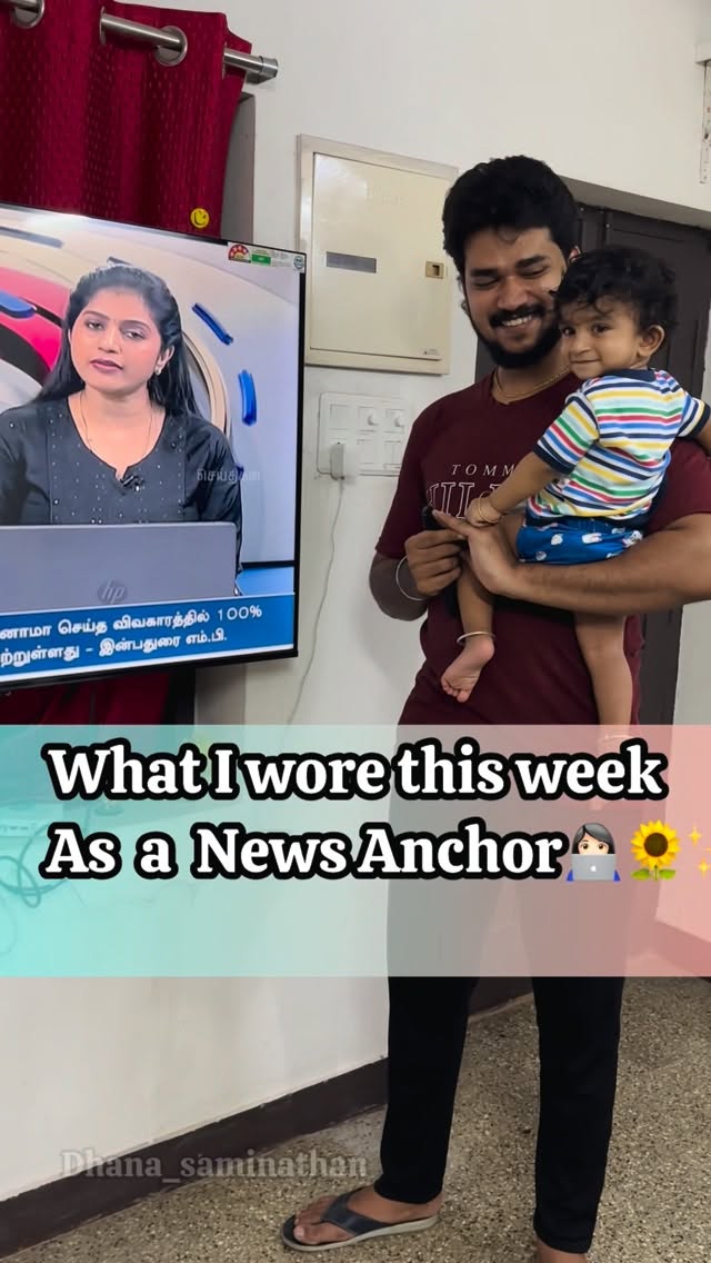 What I wore this week as a News anchor👩🏻‍💻🌻🎀Comment for link🔗✨Thank you girls for dolling me up so beautifully all these days @soniyalee1 @radhababy1811makeup_hairstyle @joe_makeupartistry @mrs._.jaanu.____ 😍🥰#sareestyling #saree #blousedesigns #newsanchor #dhanasaminathan by @dhana_saminathan