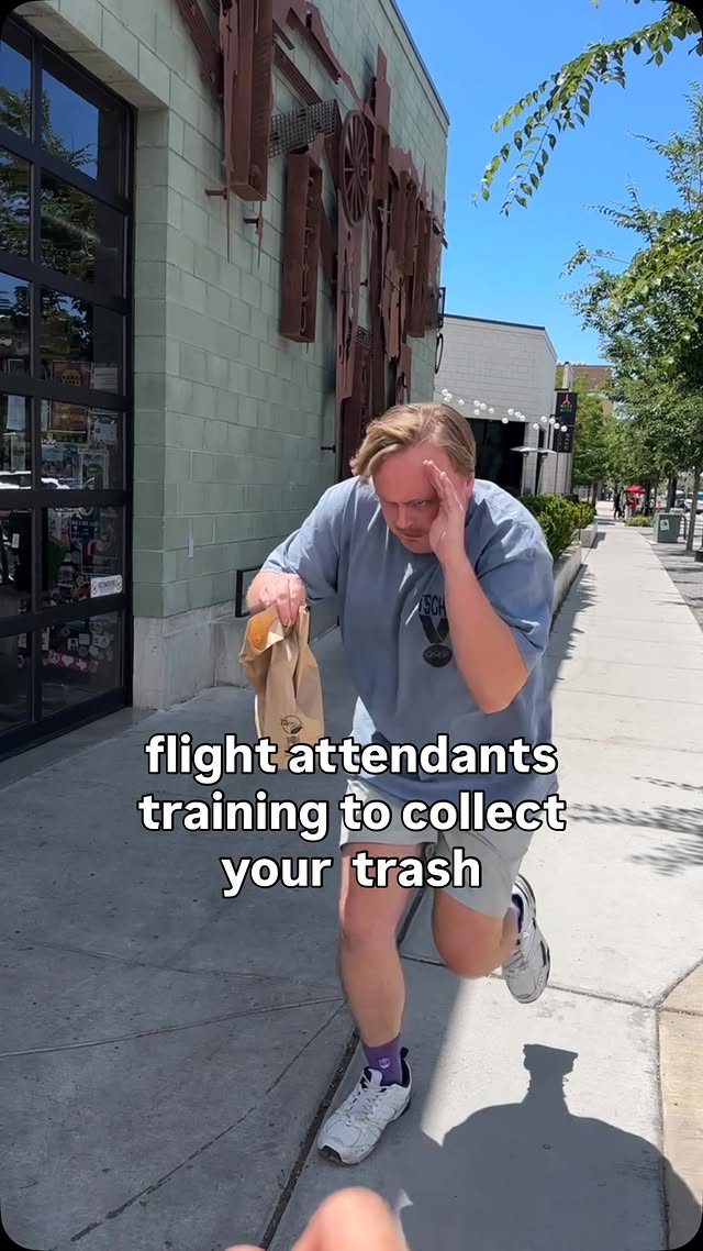 wait hold on...#funny #meme #comedy #travel #memes by @johnsongus