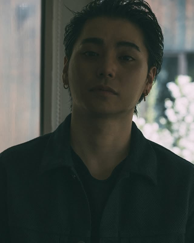 .【The Fashion Post】Nijiro Murakami in "TOKUNO BLUE"村上虹郎が纏う、「特濃-TOKUNO BLUE」@tfpjp @njrmrkx #momotarojeans #kojima #okayama#thefashionpost #nijiromurakami by @momotarojeans_official