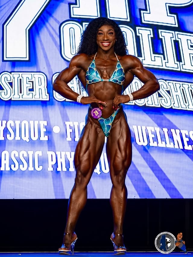 Show number two in the books! I am so proud of the physique that I brought to Shreveport Louisiana this weekend. I finally feel like we’re back and we’re heading in the right direction! I’m very excited for show number three in Toronto Canada in two weeks! Two more weeks to get better and show improvements!thank you so much to everyone that has shot me over messages, phone calls, and FaceTime calls! I have never felt so loved and supported after a show before! But to me that proves that I’m heading in the right direction and everyone is seeing the changes and they know the determination and fire that not only i, but my Coach has in me! Excited to see what the rest of the season brings, we are only just getting started! Energy is high and determination is even higher🔥🔥huge, thank you to @collections_by_collins_ for providing me this beautiful suit and shipping it out so fast so that it made it in time for the show, I truly felt so beautiful on stage and I am always so thankful for anyone who’s wanting to help me. She’s been amazing, super communicative, and every person who knew that I was getting a suit from her for my show told me that I was in great hands and that I would have a great experience. And she did just that so thank you again. Sam truly means so much! 🩷🩷And my sis @ifbbpro_savagebarbie I wouldn’t have made it through this week without you, just know you have a sister for life and I’m always going to push you to be that person I know you are❤️⭐️ I love you so much and Canada not ready for us 😂😂Coach: @teamhardbodiesatx @ivanmeraz24 Bodywork: @rm_physiomiami Supplements: @redcon1 “TAMIKA”•••#bodybuilding #bodybuilder #ifbb #ifbbproleague i by @tamikatfit