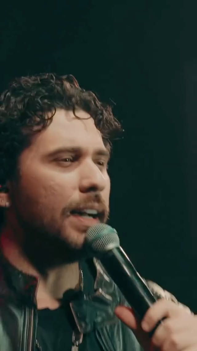 “Ah, mas é só uma música…”A música: by @gustavomioto