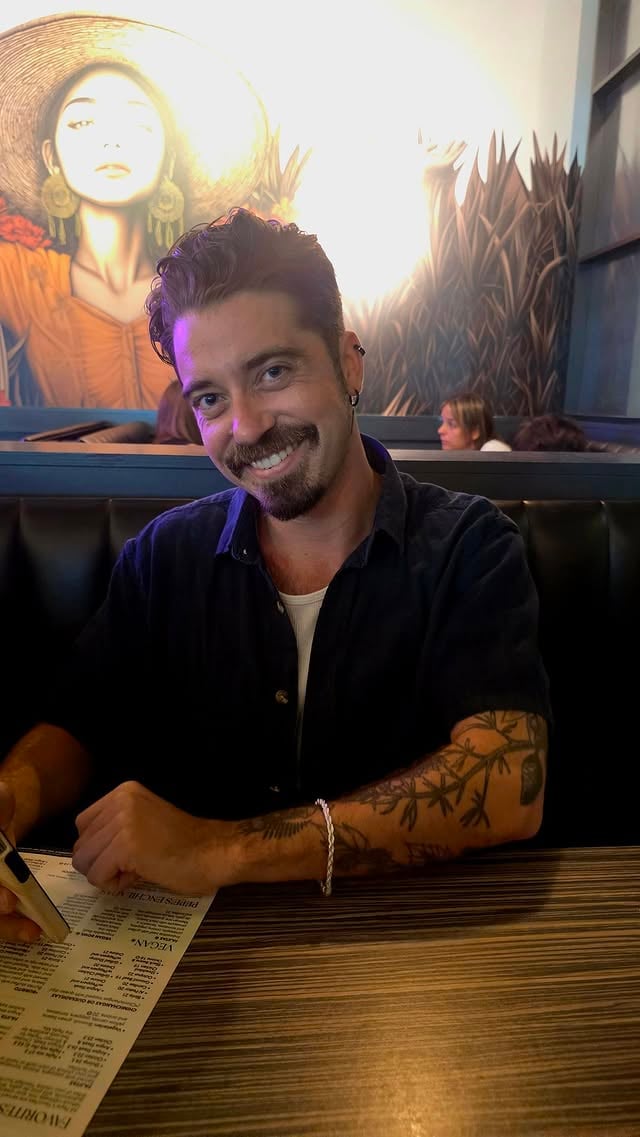 Errands, haircuts, and lunch with my favorite 😍 by @chrisgibsonfriends