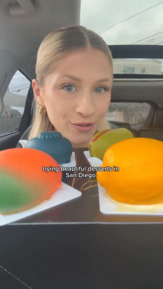 Beautiful desserts in San Diego! 🥭 @dessertsbyclement #beautifuldesserts #candyfruit #fruit #Foodie #asmr by @eatsbynatt
