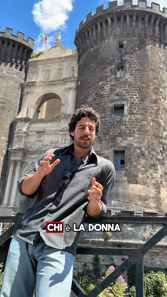La donna che ha fatto impazzire tutti i napoletani: la leggenda della maliarda#napoli #cultura #maliarda by @renato_improda