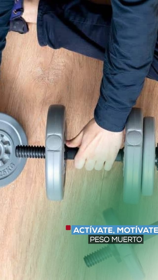 Iniciemos con todo. Esta semana @elsa.jimenezz nos regala esta rutina: ¡Peso muerto! Que nos hará trabajar pierna y parte de glúteo. Recuerda que la constancia y disciplina son claves para lograr nuestros objetivos.Recuerda que todos los domingos tenemos #ActívateyMotívate con #ElsaJiménez by @elsa.jimenezz