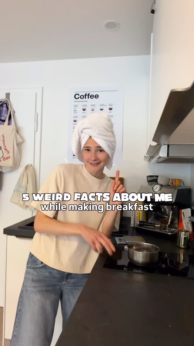 Here are 5 random facts about me…🫣
So now please tell me some random facts about you so that I feel less weird lol 👇
-
5 random Fakten über mich… und jetzt kommentiert mal bitte ein paar über euch, dass ich mich weniger weird fühle hihi🫣👇