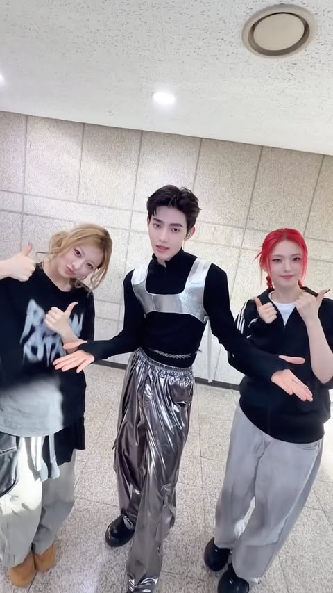 #AND2BLE #ZHANGHAO ENERGY

#UNCHILD #언차일드
#WeAreUNCHILD
@and2ble