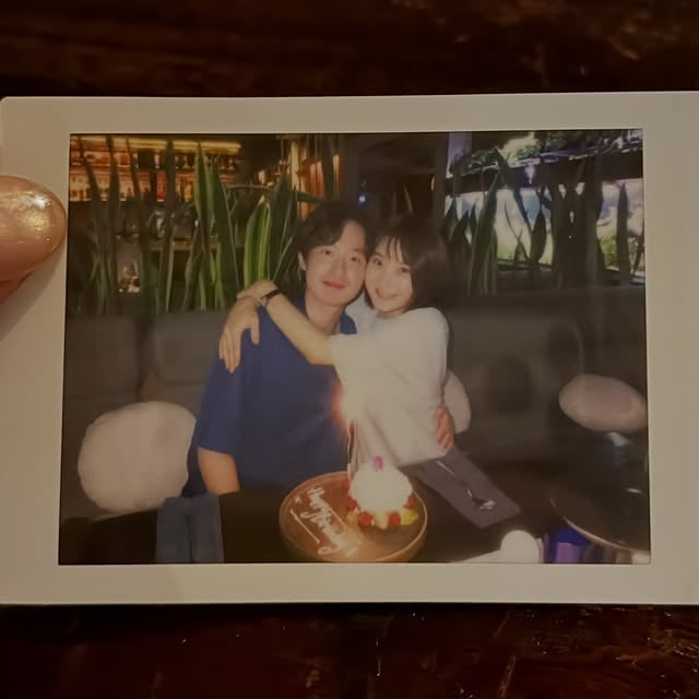 好吧 被迫官宣…😅
只好承認了！

今年生日
謝謝大家的愛❤️我愛我的摯友們❤️
也謝謝我家那隻偷偷買福岡的機票
當作送我的生日禮物
幫我總共慶了一整週的生日🎂
34歲的女人 
還是很有價值的😂