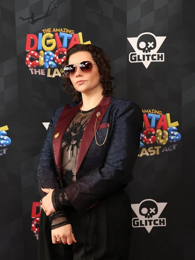 Red Carpet premier for the Amazing Digital Circus: The Last Act.

...is something I never thought I'd need to type. I am honored beyond words to have been a part of this story.

Thank you for inviting us into your homes, into your hearts, and for going on this journey with us.

None of this would have been possible with out all of these incredible people by my side. 

To them, thank you for giving your time, your talent and your passion to this.

I treasure each of you and our wacky, unhinged, beautiful found family together ❣️