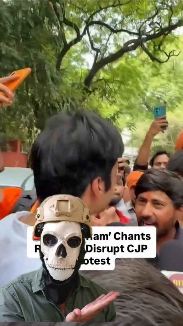 Day-1 of cockroach janta party protest at jantar mantar