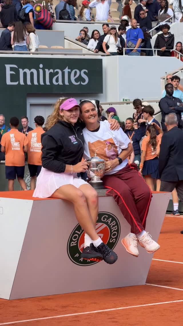 Those two 🧡

#RolandGarros