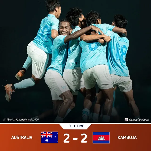 #SIF | FULL TIME

FT' Australia U19 🇦🇺 2 - 2 🇰🇭 Kamboja U19

✅ KAMBOJA LOLOS KE SEMIFINAL 🤨😳😳!! Sialnya admin meremehkan mereka kemarin. Hasil ini membuat Vietnam tersingkir dan gagal lolos ke Semifinal Piala ASEAN U19 2026 🇰🇭🇰🇭

Klasemen akhir Grup C:

1. 🇦🇺 Australia 2 1 1 0 12-2 (+10) 4*
2. 🇰🇭 Kamboja 2 1 1 0 5-2 (+3) 4*
3. 🇵🇭 Filipina 2 0 0 2 0-13 (-13) 0

#ASEANU19Championship2026

***
#ComebackStronger✨
#SemangatMenolakMenyerah 💕
#KeepSupportIndonesiaNationalTeam ⚡💥🇮🇩