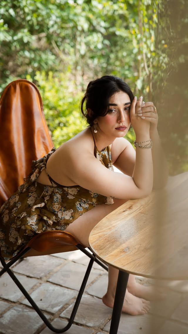 Serving soft glamour from the prettiest corner of paradise. 🤎✨
Outfit: effortless.
Mood: unbothered.
View: unforgettable

stay @anopura.jaipur 

#explore#instamood#lifestyle#fashion#life