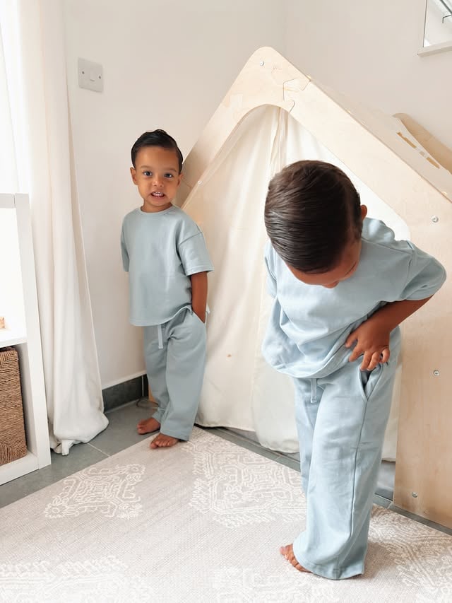 My smart boys 🫶🏼 FINALLY some lovely boy clothes, they’re from @little_wild_cub 🩵 by @amyrosewalker