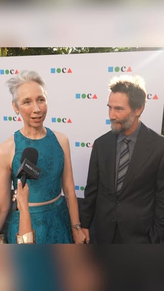 Speaking about the importance of art with @grantalexandra and #keanureeves at the @moca gala! 

🎤 @londonkasmir 
🎥 @ed_batres 

#keanu #keanureevesfans #mocagala #alexandragrant