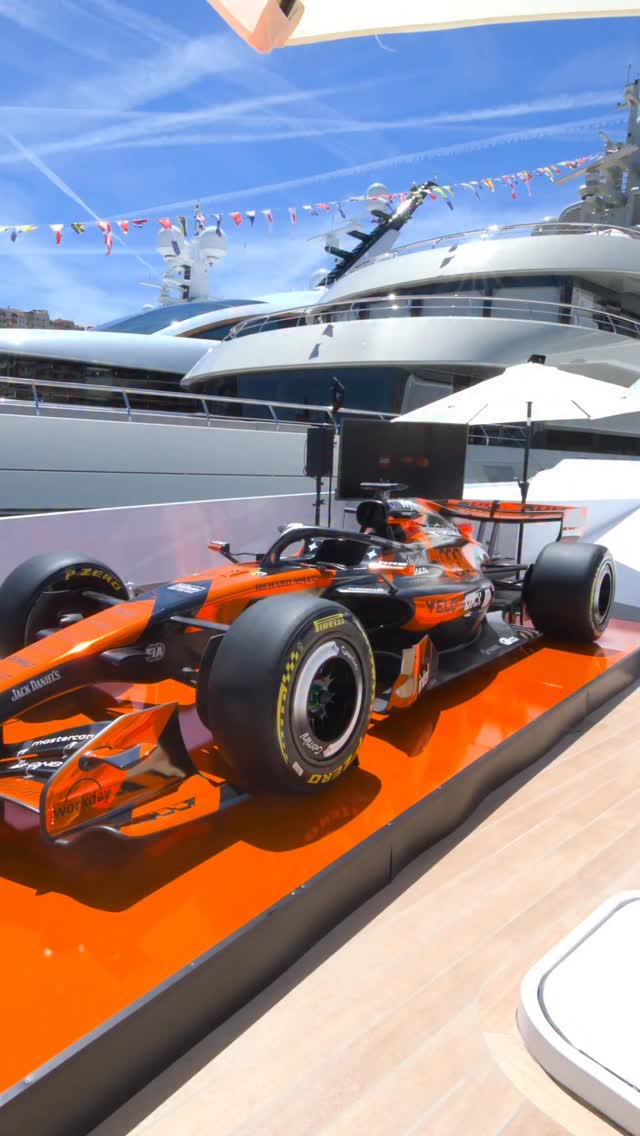 RACE DAY 1000 IS HERE! 🤩🧡

#McLarenF1 #1000thGP