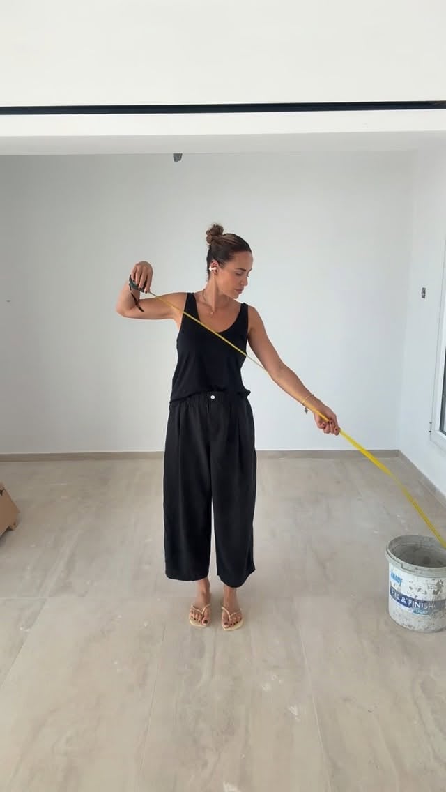 Haus Update! 
In einer Woche ist es soweit denke ich.😍
Danke an @prospectadevelopment, dass alles bisher so reinungslos geklappt hat.❤️ 
Auch danke an @haus_momster, die uns bei der Gestaltung und auch bei vielen Entscheidungen sehr geholfen hat und weiterhin hilft. Ihr Profil ist übrigens eine große Empfehlung.👌🏻
Jetzt kann ich mich wohl so langsam an die Einrichtung und Deko machen.🙊
Brauche dringend Inspos für Leuchten.😆