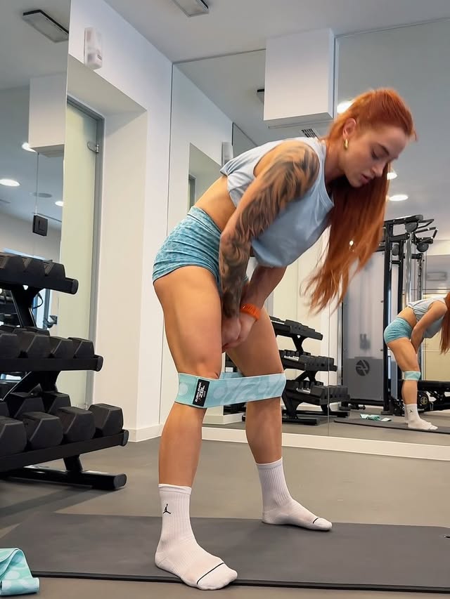 Thought this band was only for growing your glutes? Think again! 😏
Here are a couple of mobility exercises you can do with it.

Give them a try and let me know what you think! 🔥💪