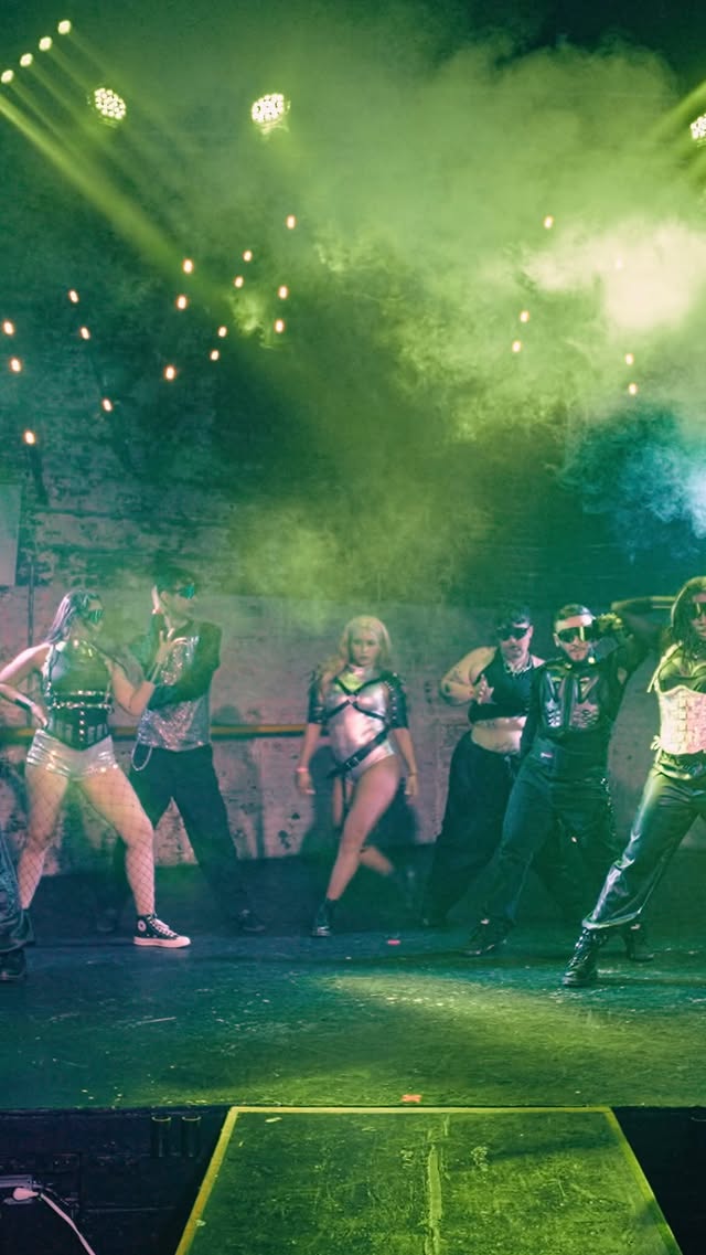 @infiness7 ur a star thank u for always believing in me ily. We did that in 5 hours 🙏🏻 bless...@infiness7 choreo@divadgm costumes@soundmoda mix@clubnycent by @jordallenhall