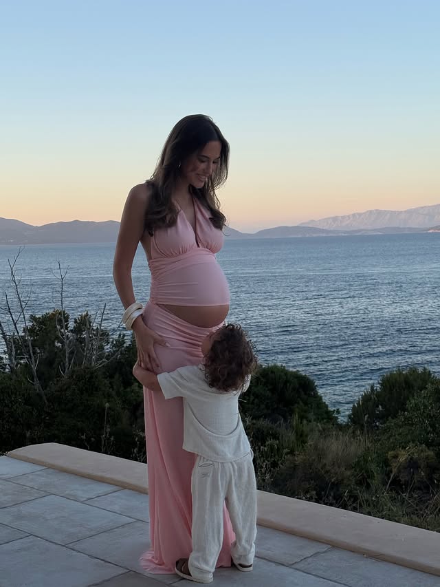 we can’t wait to meet you 🌸🎀🤍
