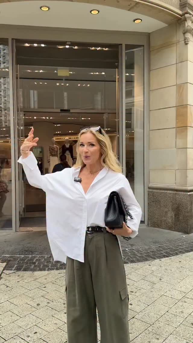 Teile das reel mit deiner Freundin die keine Idee hat, was sie zur Hochzeit tragen soll. Und lass mal ein kleines ❤️ in den Kommentaren, wenn dir dieses neue Format bei mir gefällt 🤩. 

Kommentiere SHOP unten, um eine DM, mit dem Link zu diesem Post in meinem LTK zu erhalten ⬇ https://liketk.it/6ftis