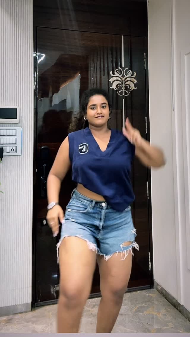 Boom boom 💥🫦 🙈
.
.
.
.
.
 .
.
.
#reels #trending #reelsinstagram #trendingreels #reelitfeelit